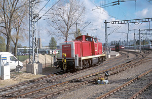 D24775 294 099thm