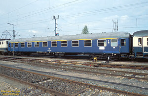 D15846 blauer 1KlasseWagenthm